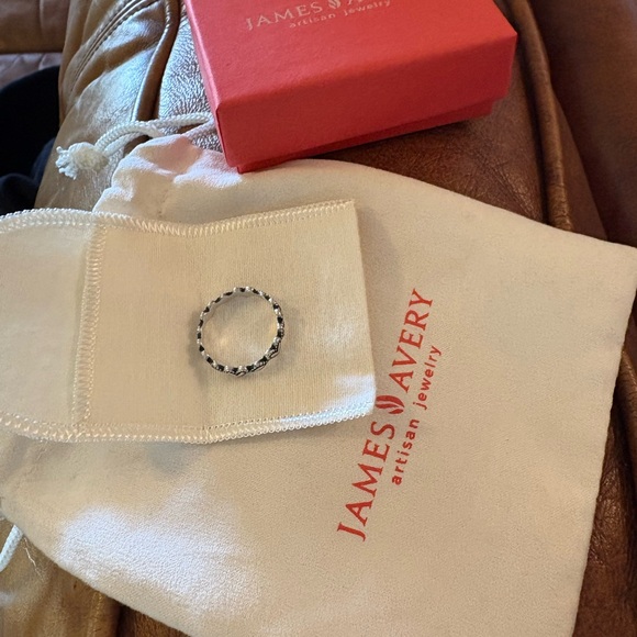 James Avery Silver Heart Band - Picture 2 of 6